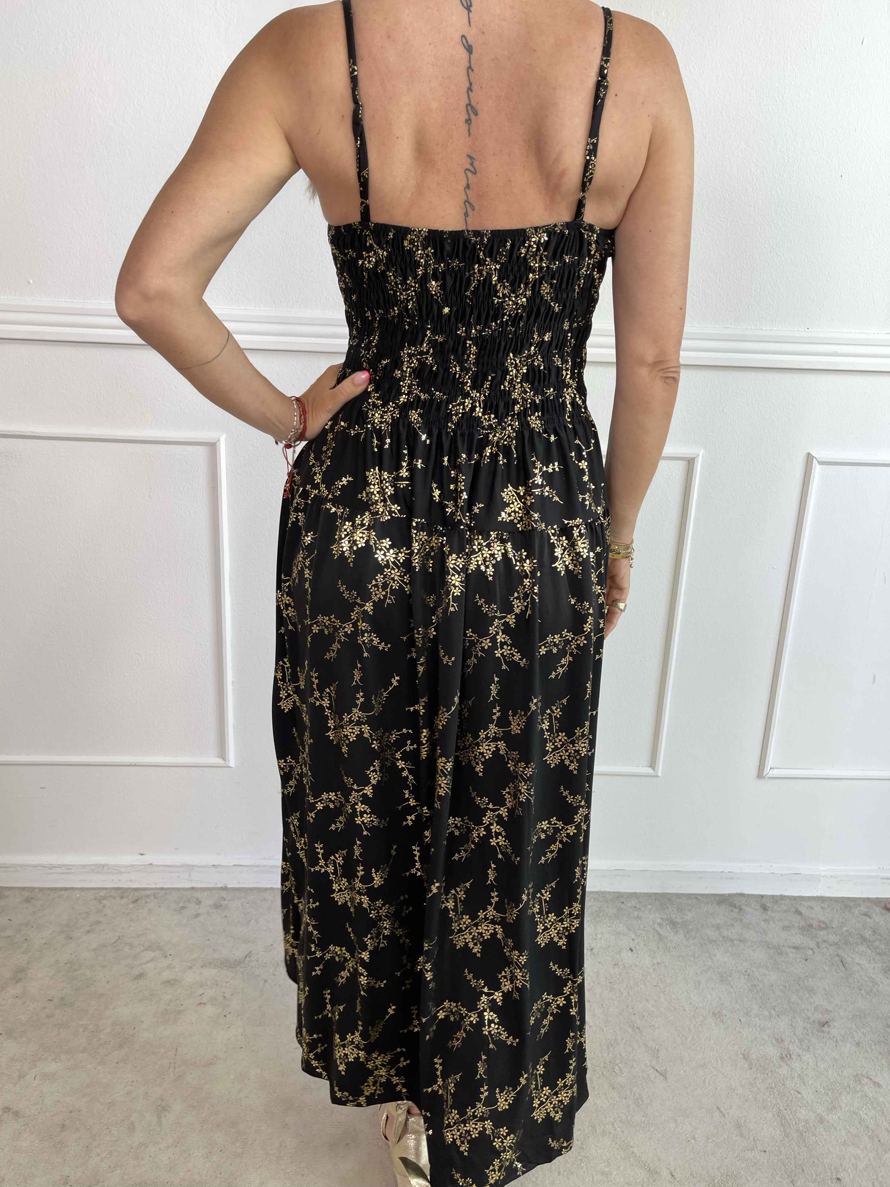 Maira Gold - Sød elastisk stropkjole med guld print og smock